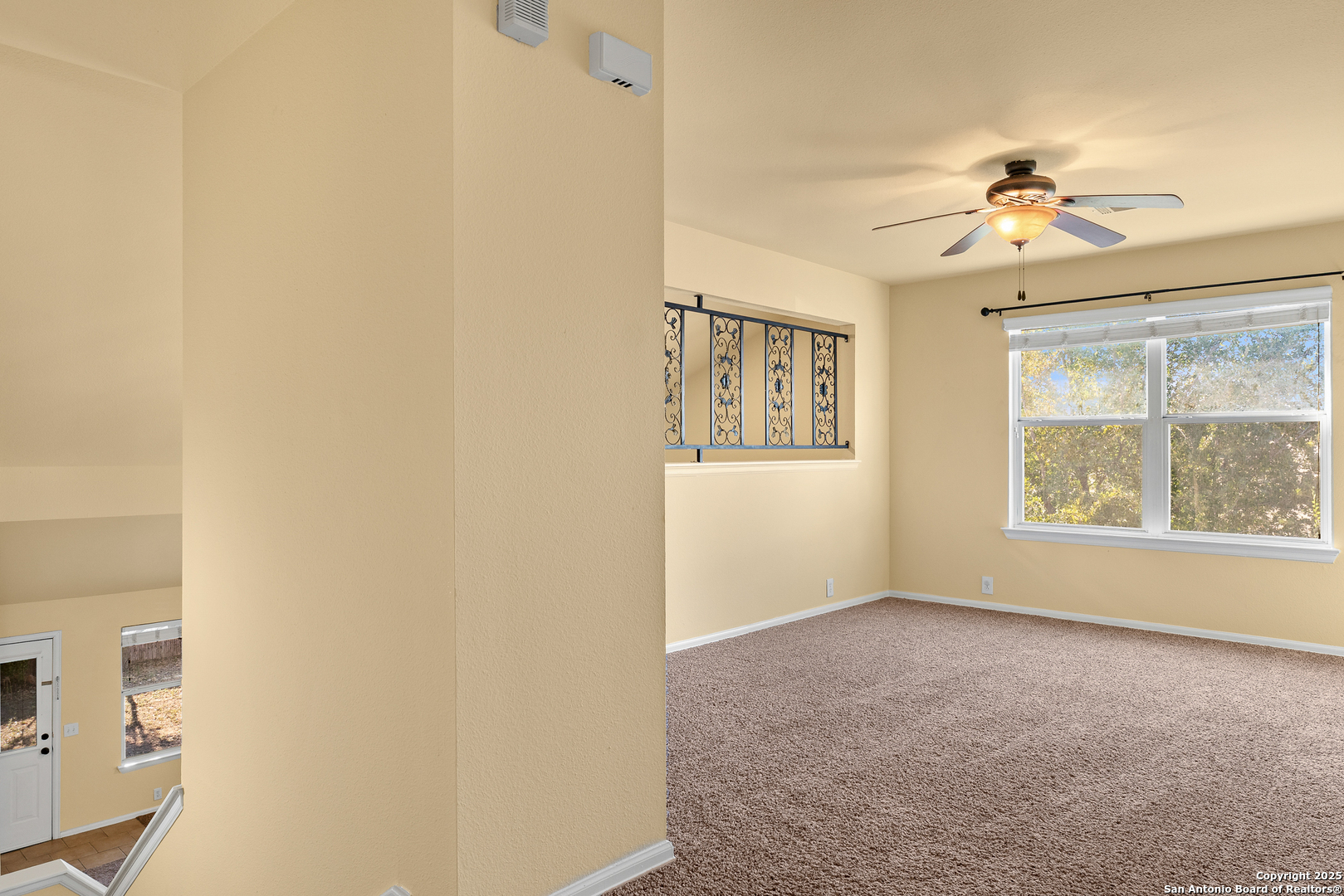 property viewer photo 24