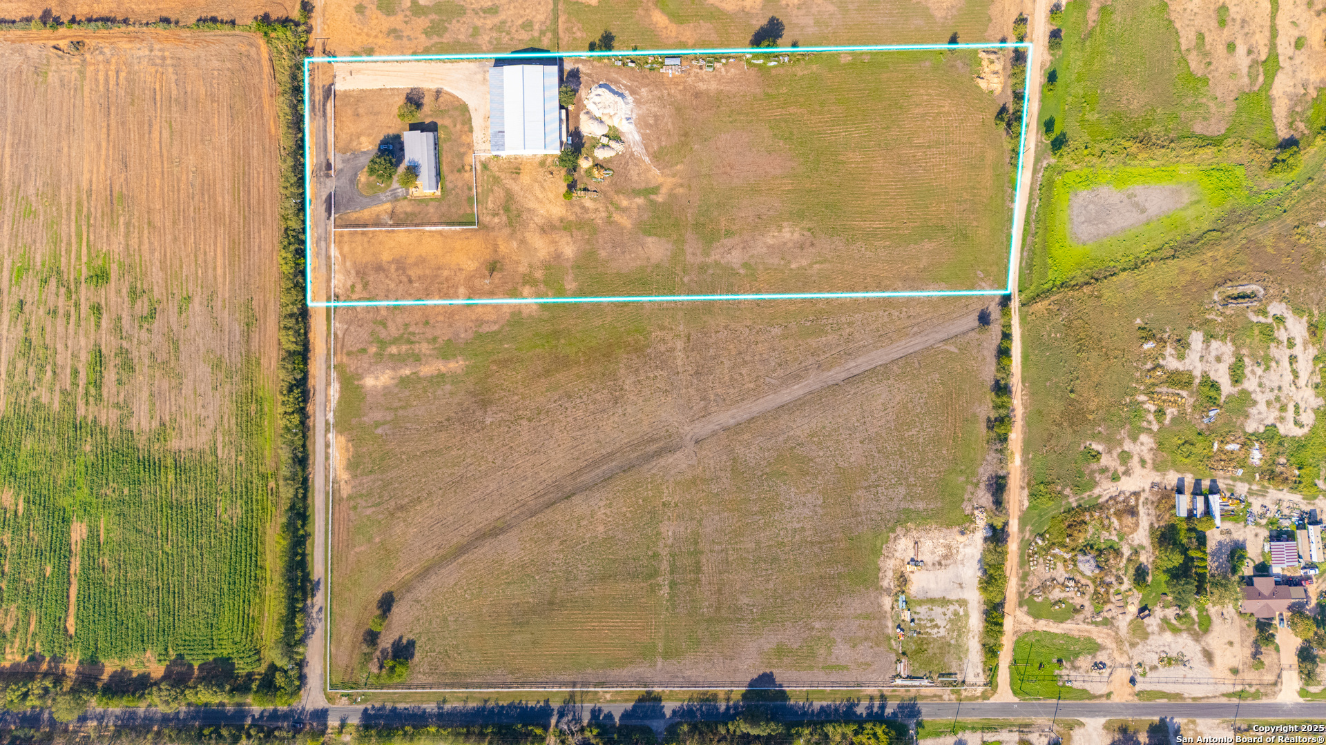 main property photo 2