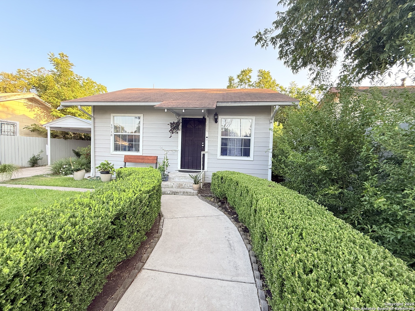main property photo 0