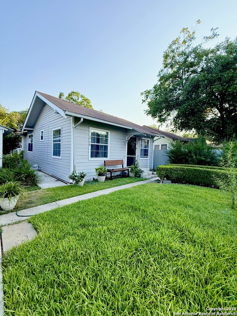 property viewer photo 1