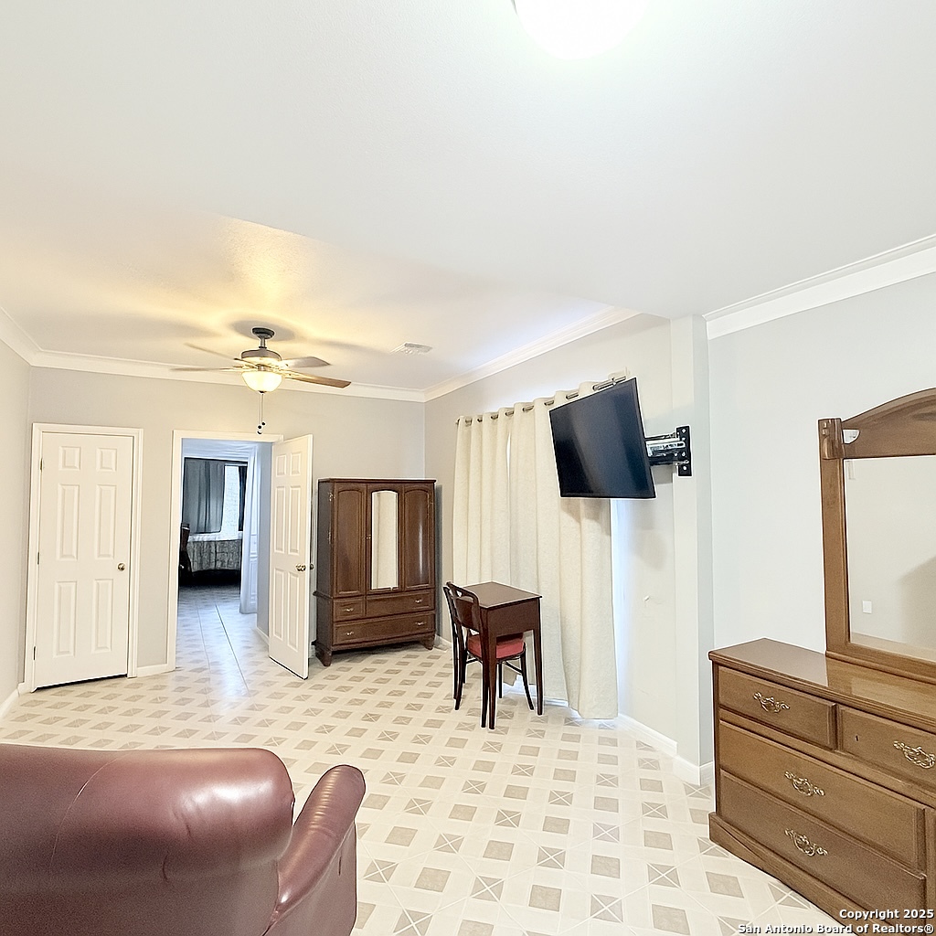 property viewer photo 7