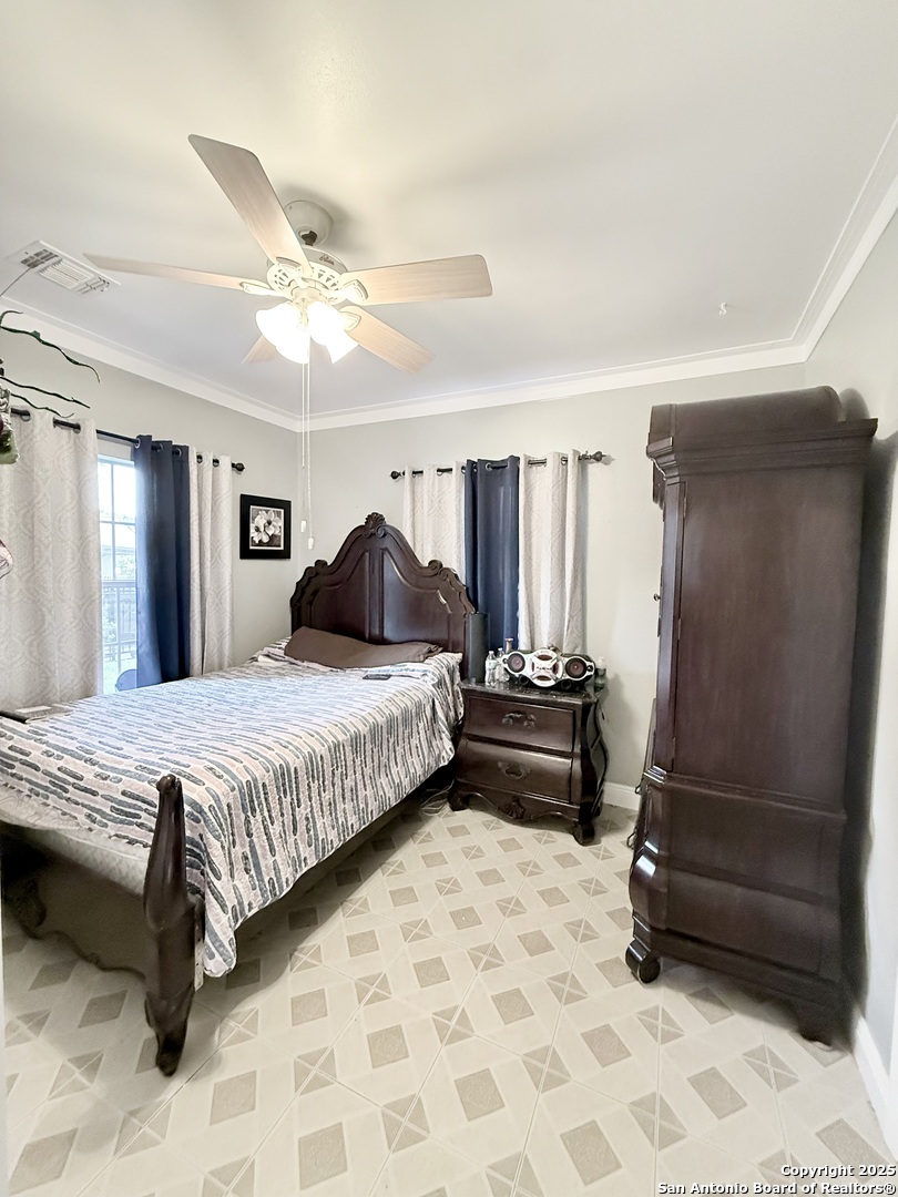 property viewer photo 9