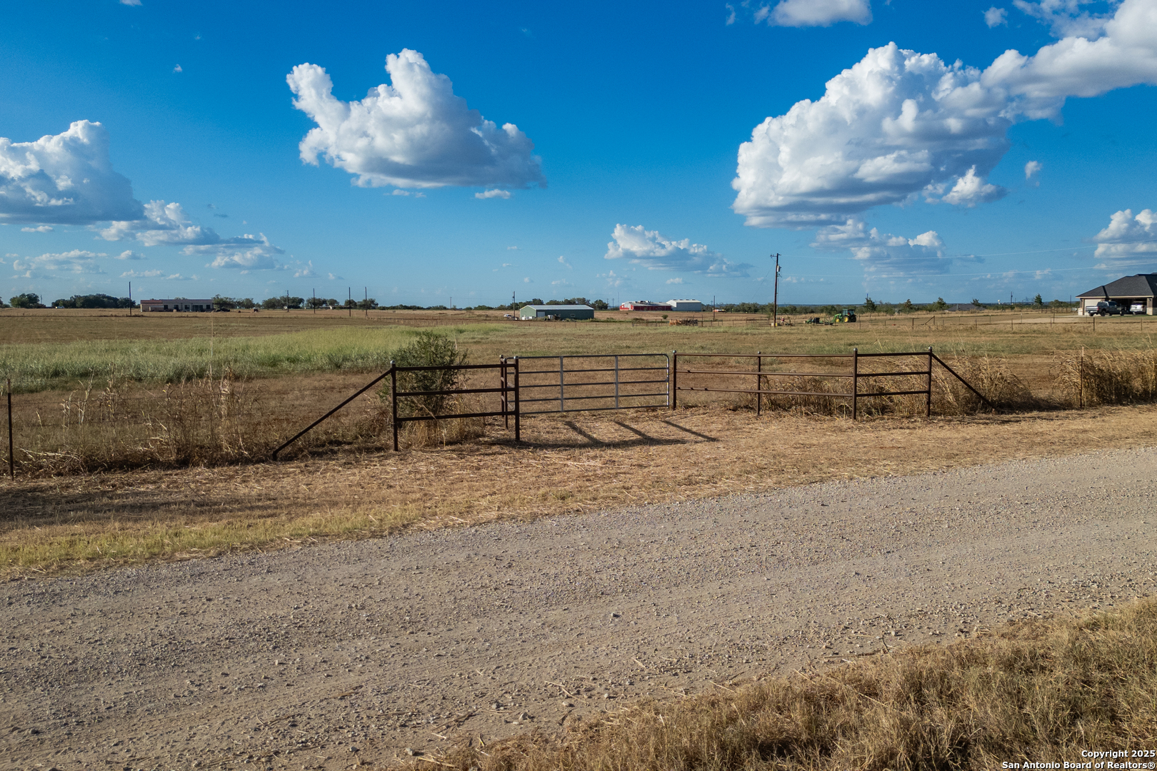 property viewer photo 1