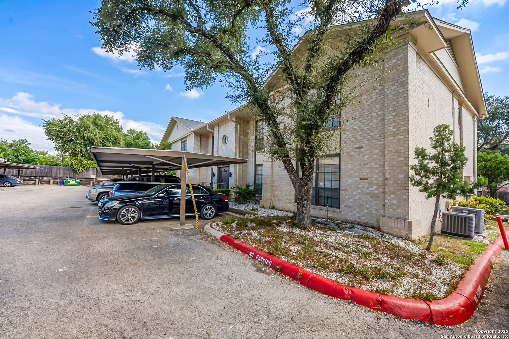 property viewer photo 1