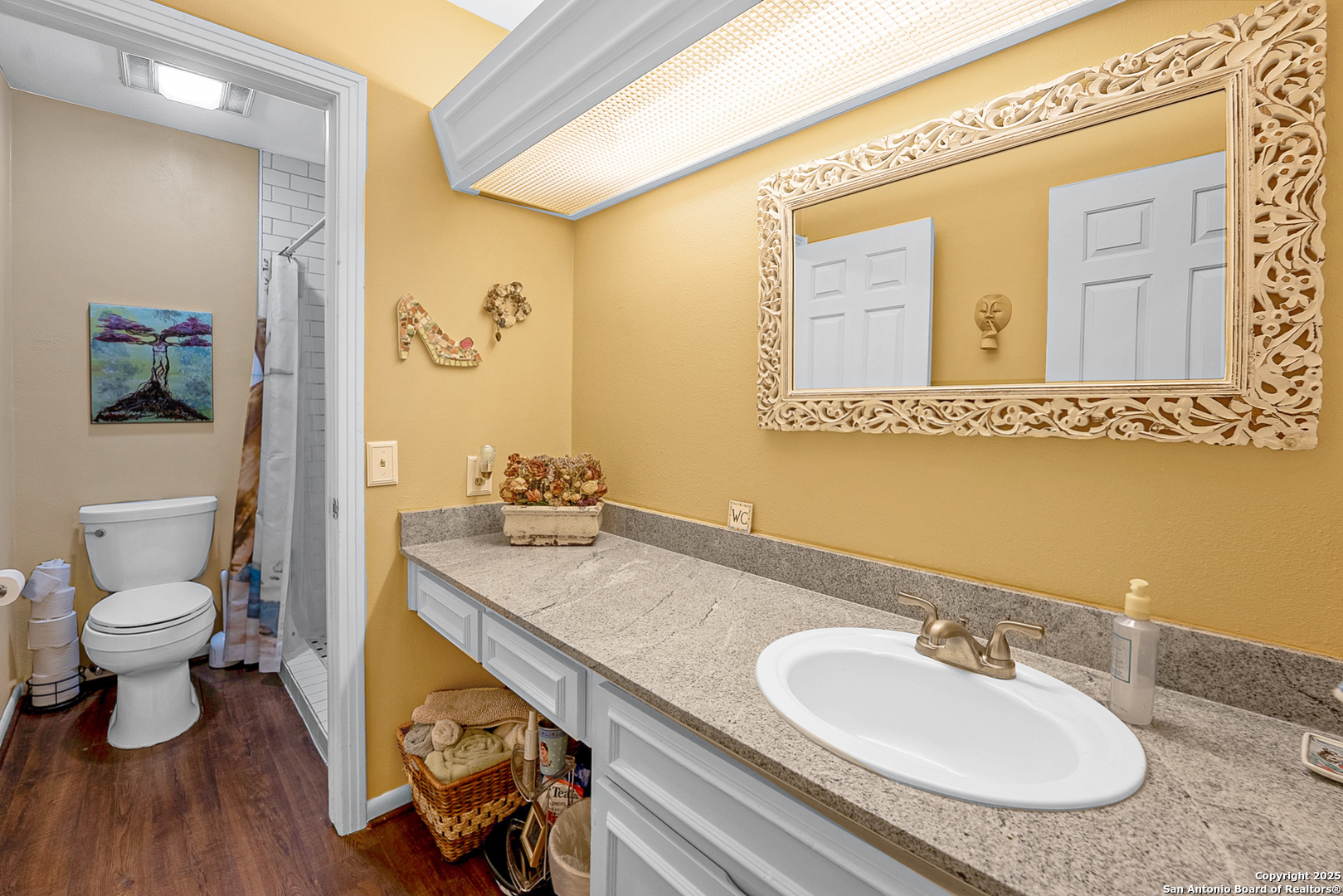 property viewer photo 13