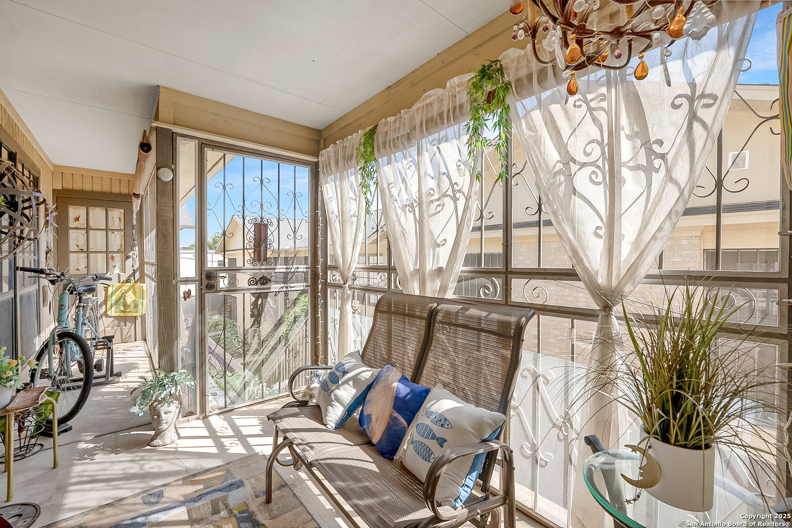property viewer photo 7