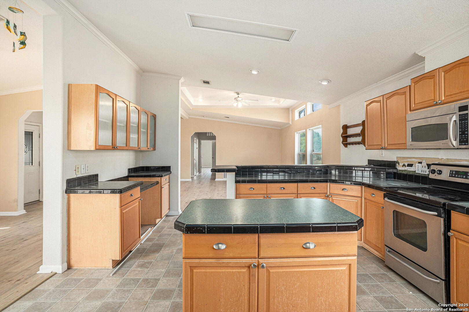 property viewer photo 11