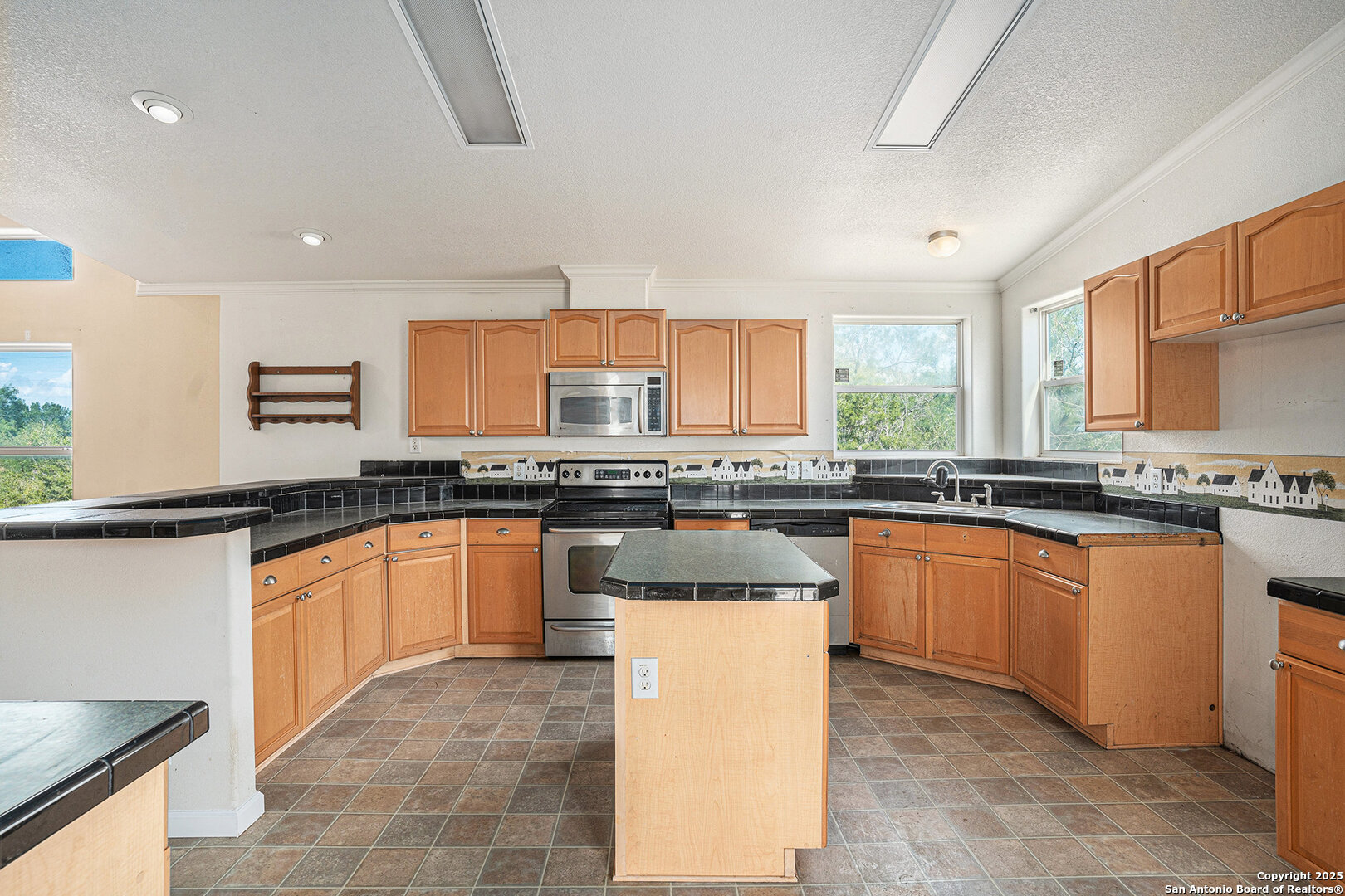 property viewer photo 12