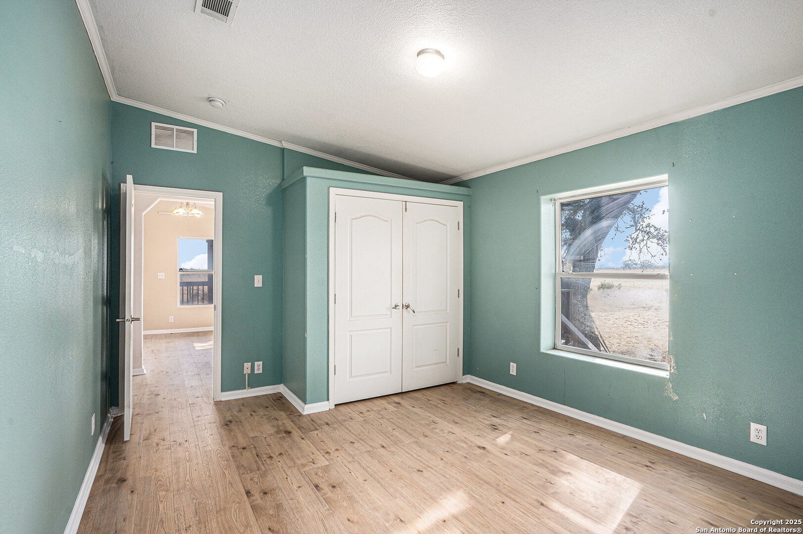 property viewer photo 21