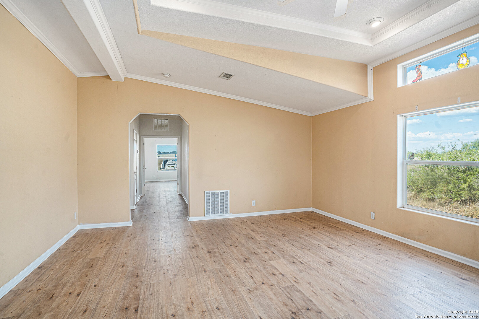 property viewer photo 6