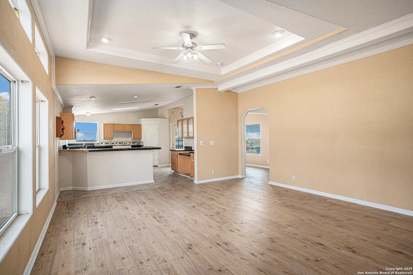 property viewer photo 8