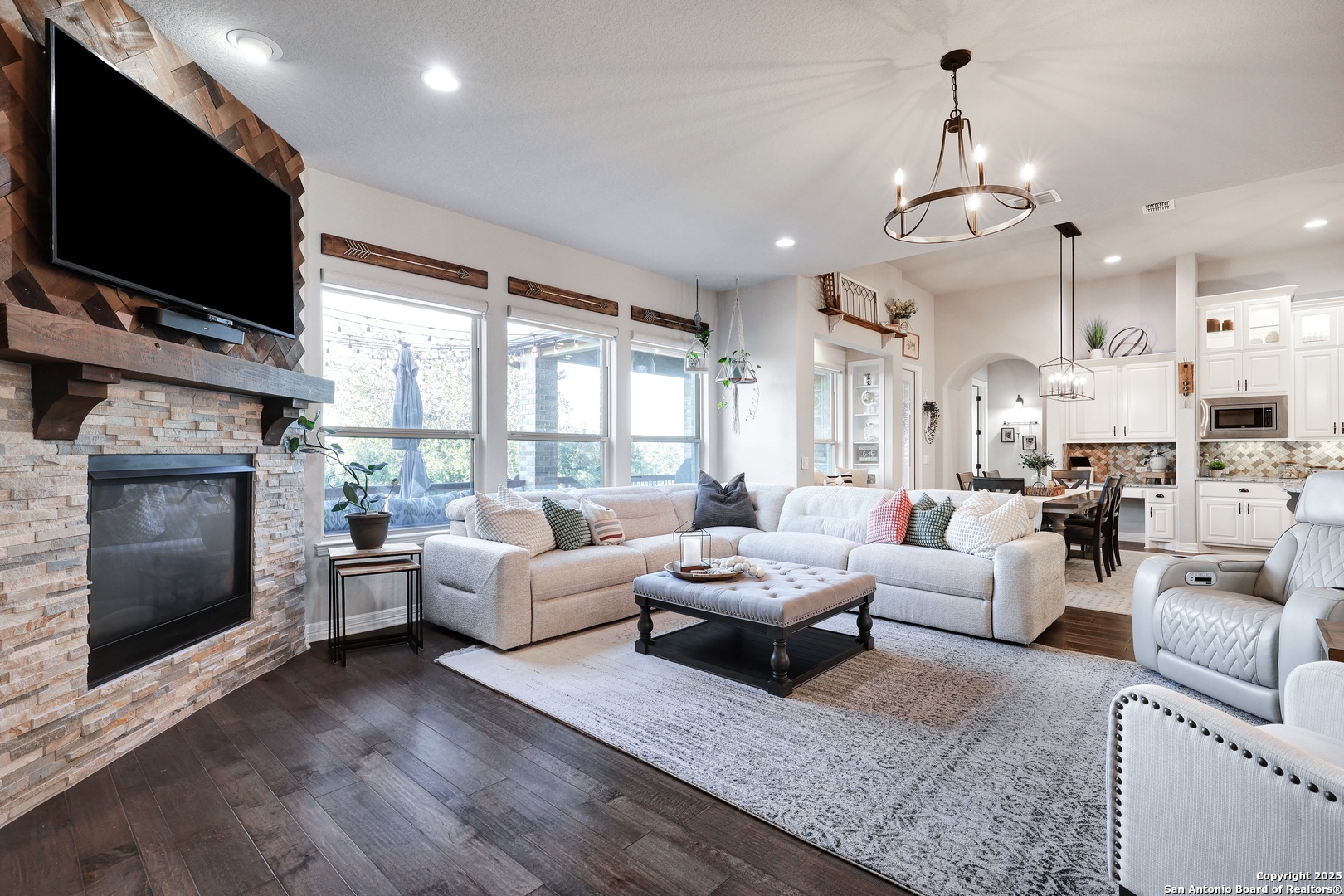 property viewer photo 36