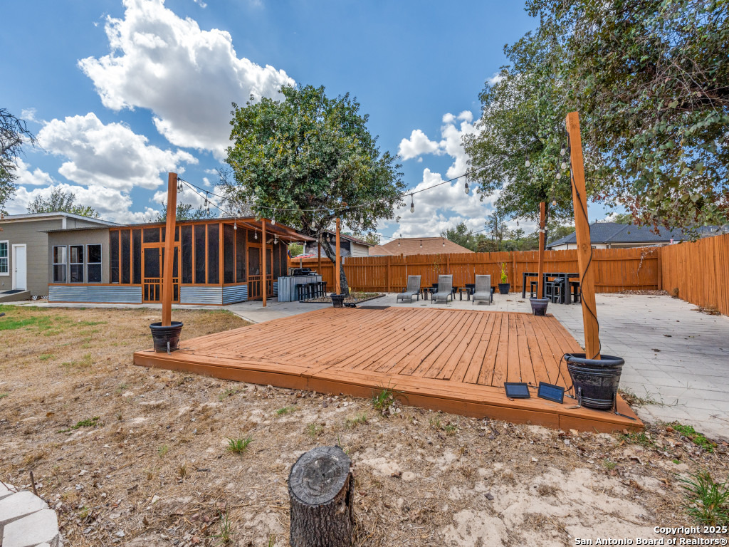 main property photo 23