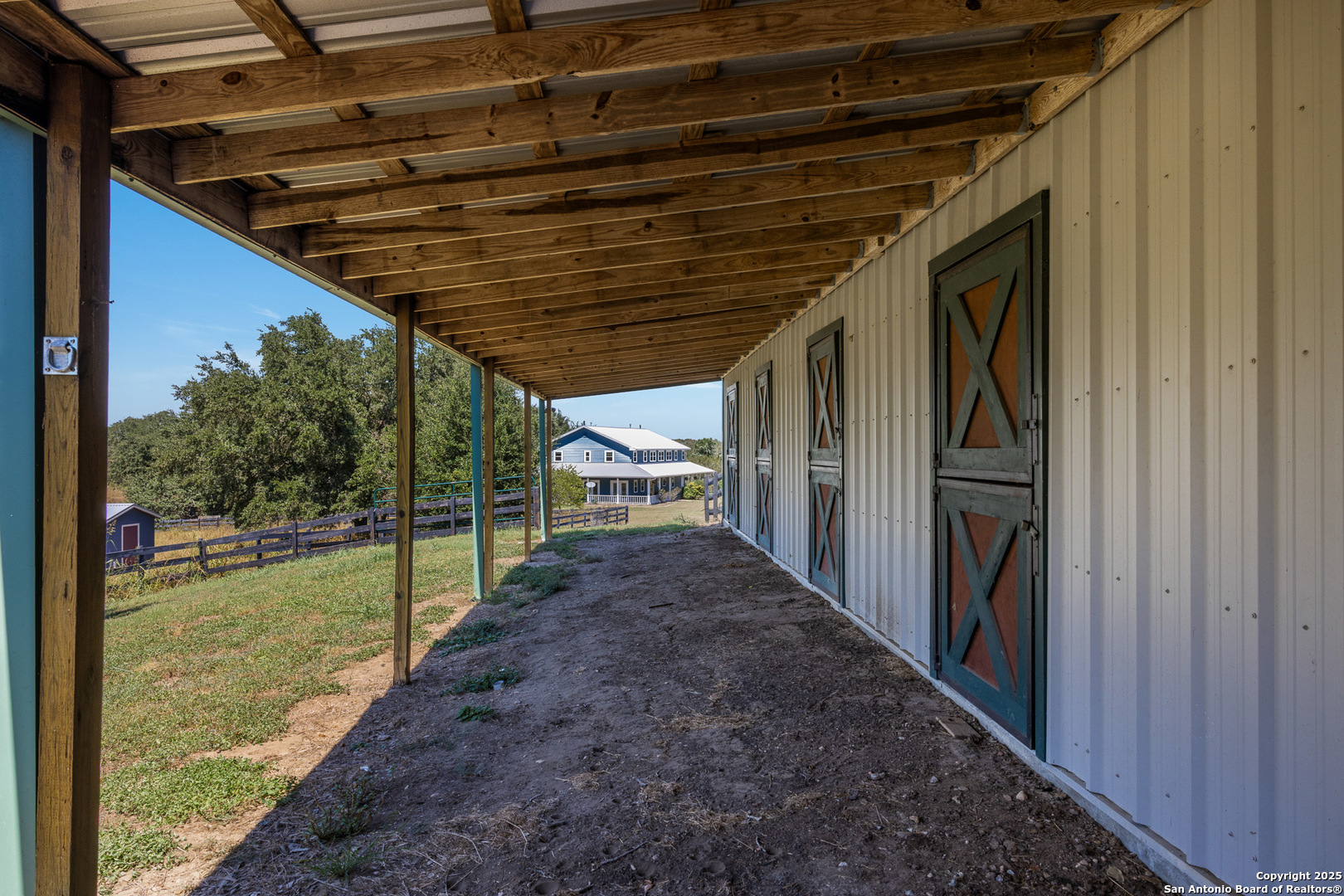 main property photo 44