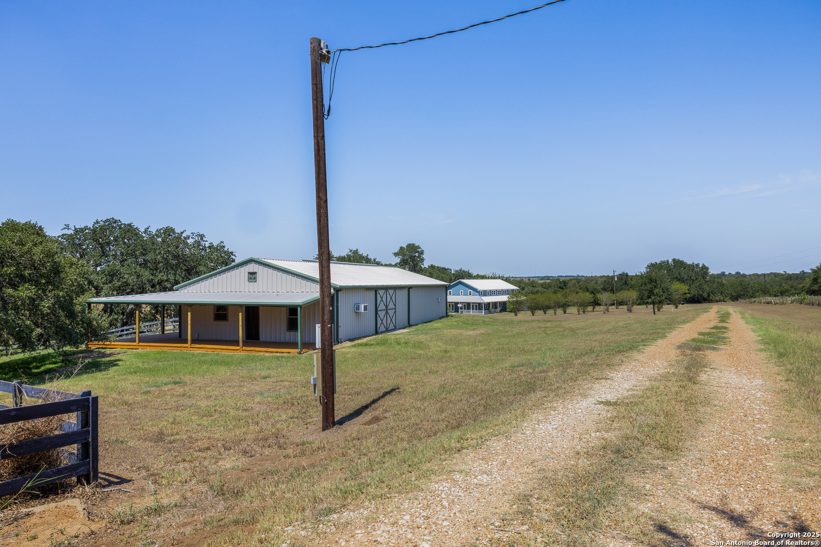 main property photo 38