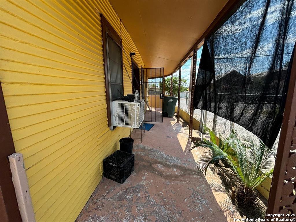 main property photo 29