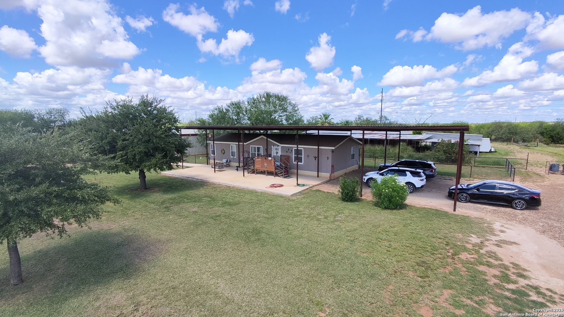 main property photo 19