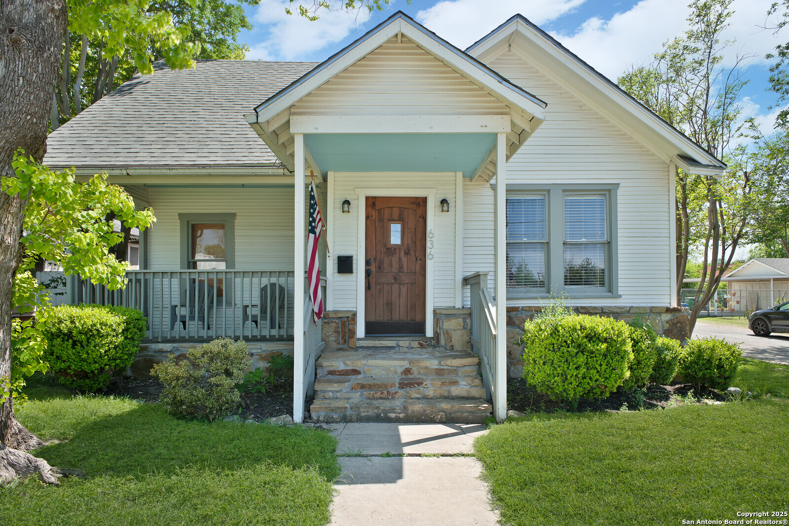 main property photo 1