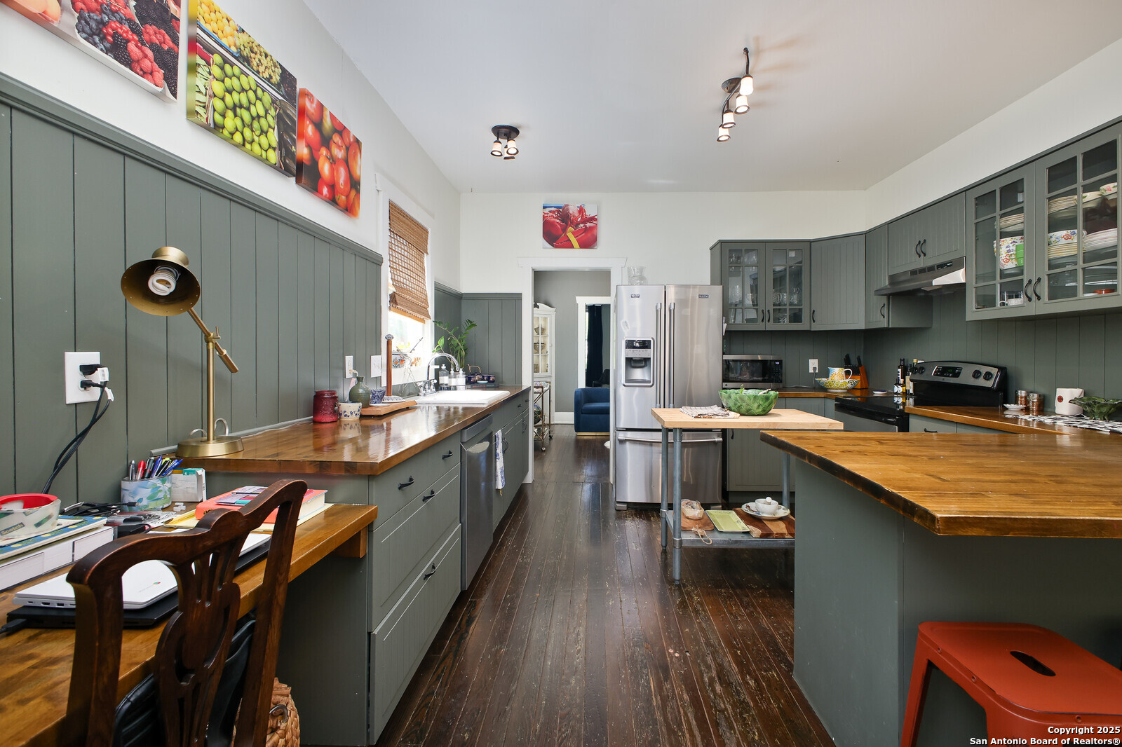 main property photo 15