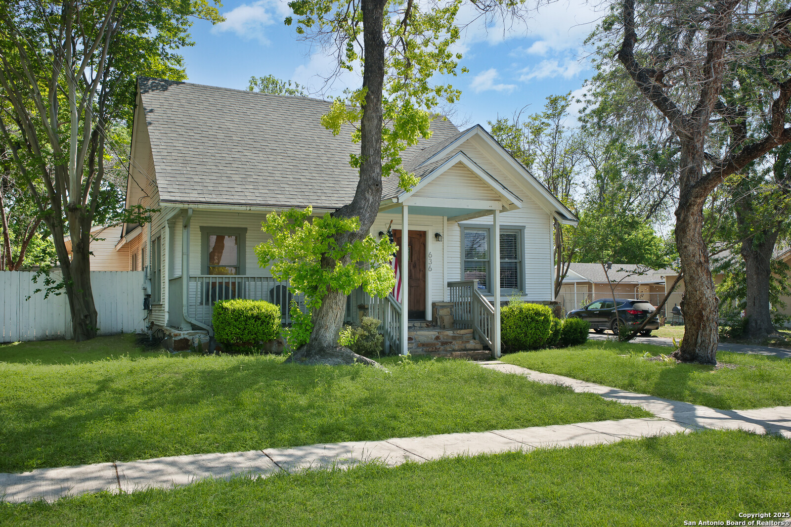 main property photo 2