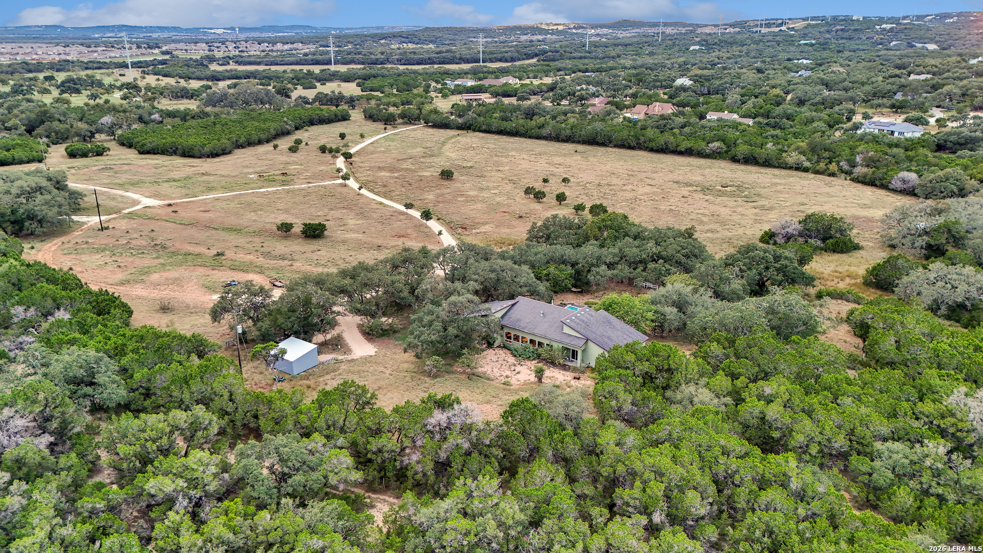 main property photo 41