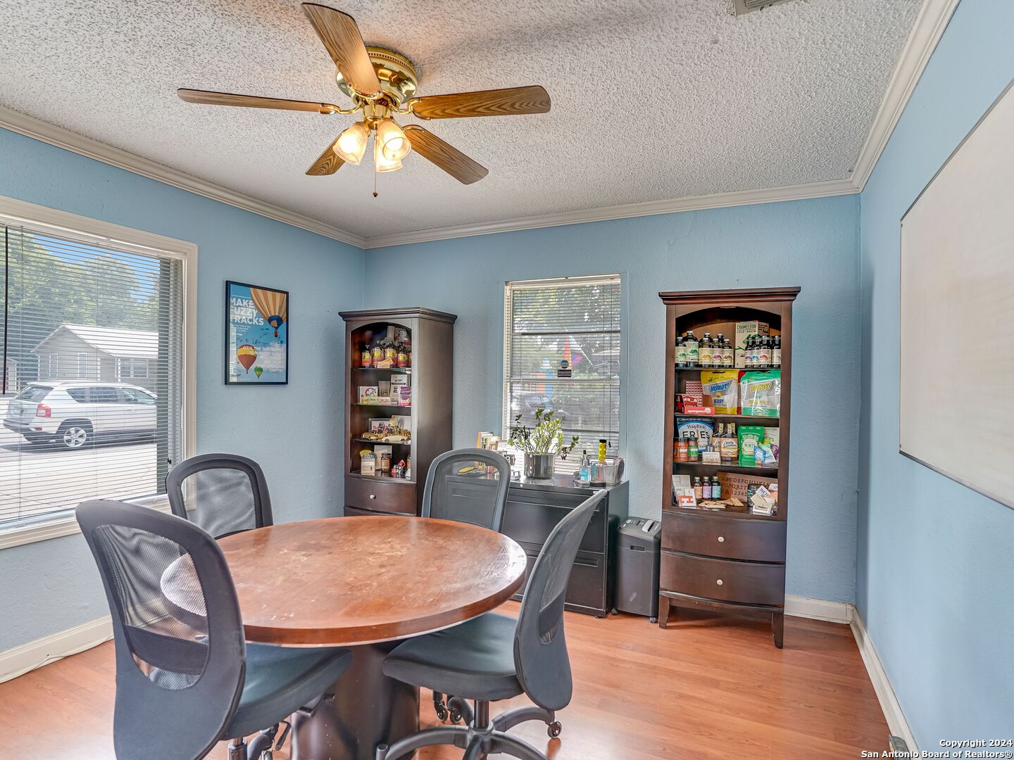 main property photo 9