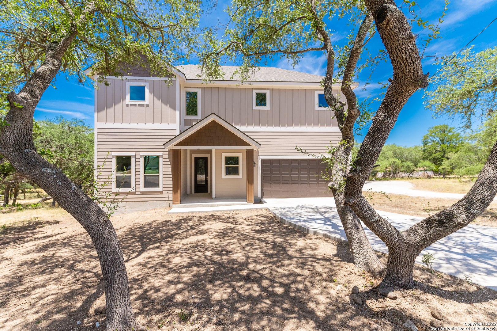 main property photo 3