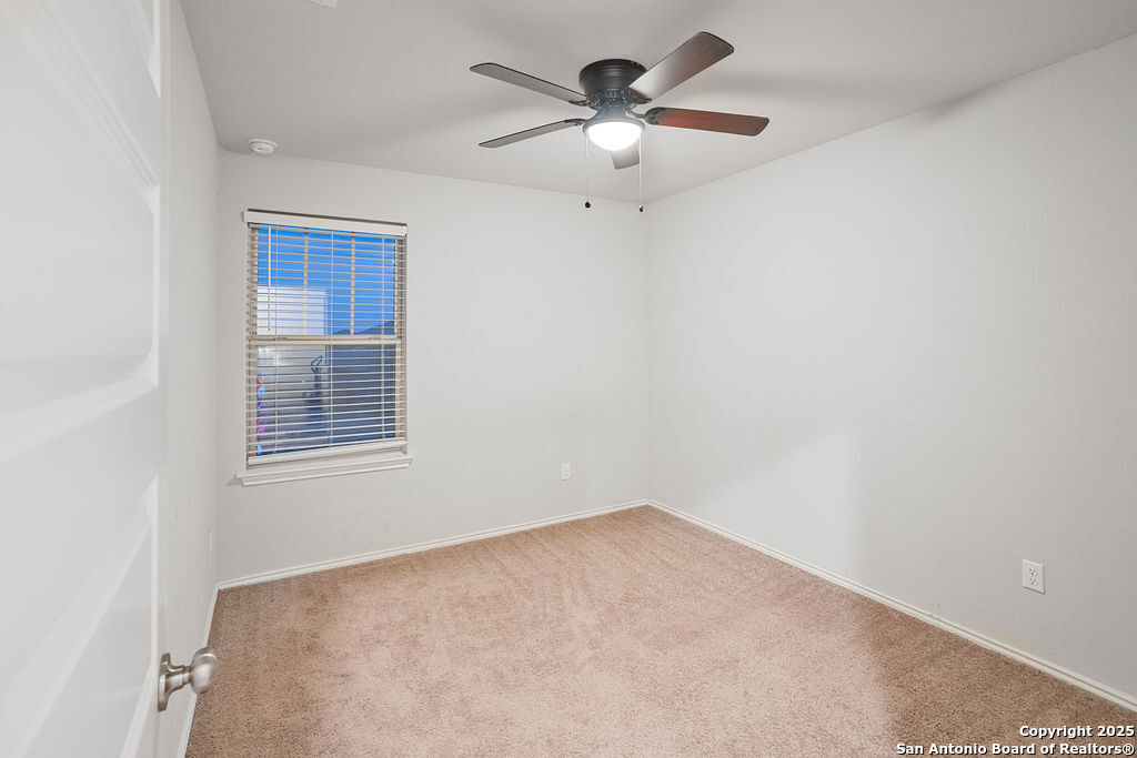 property viewer photo 13