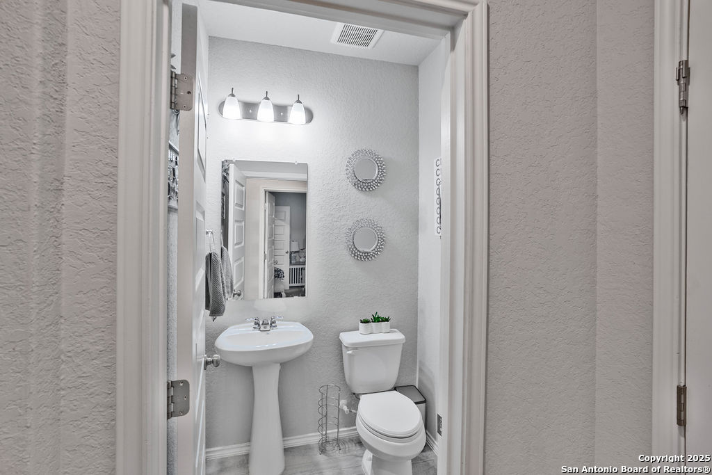 property viewer photo 6