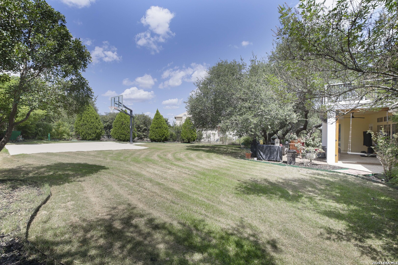 main property photo 34