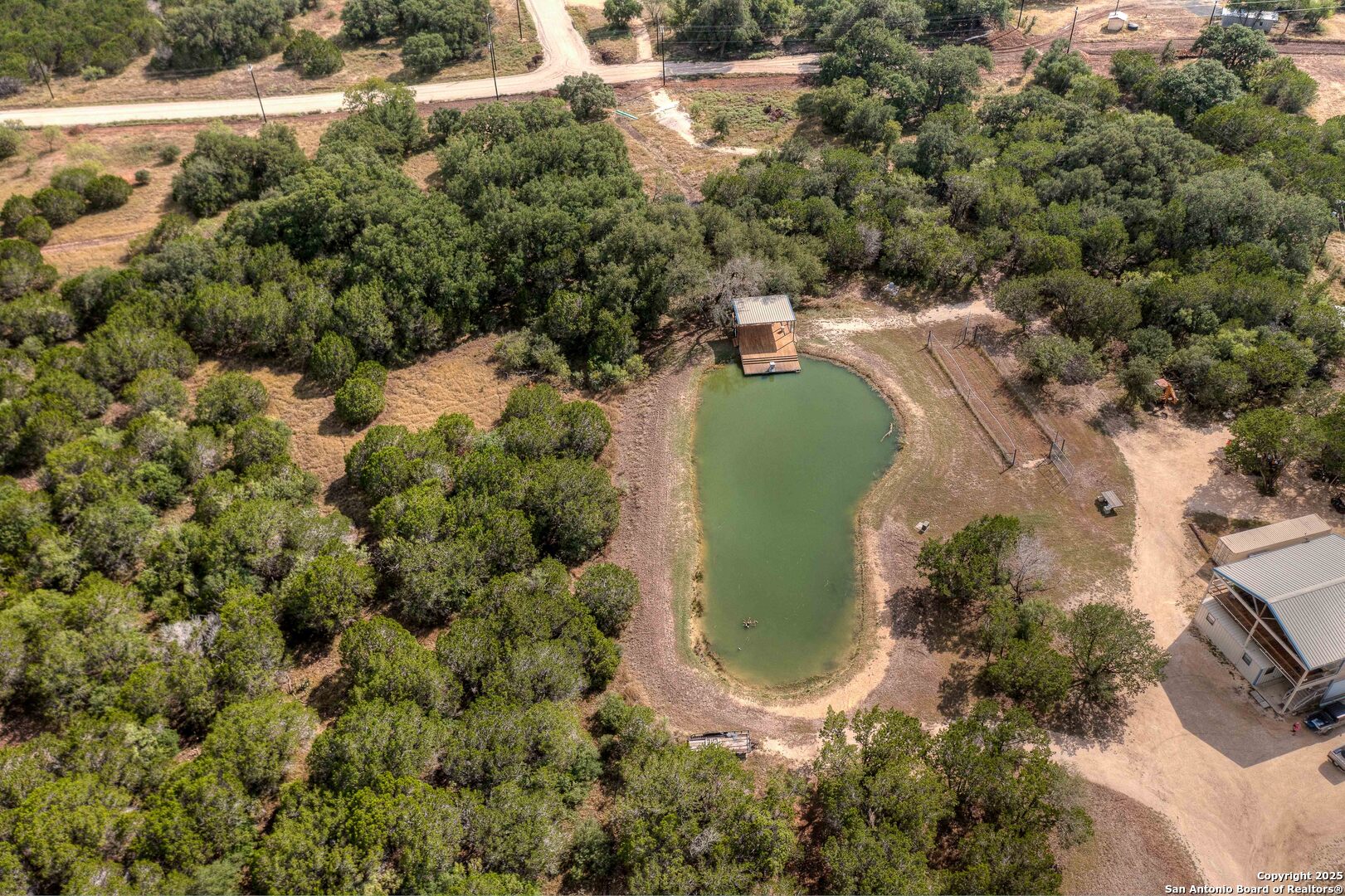 main property photo 32