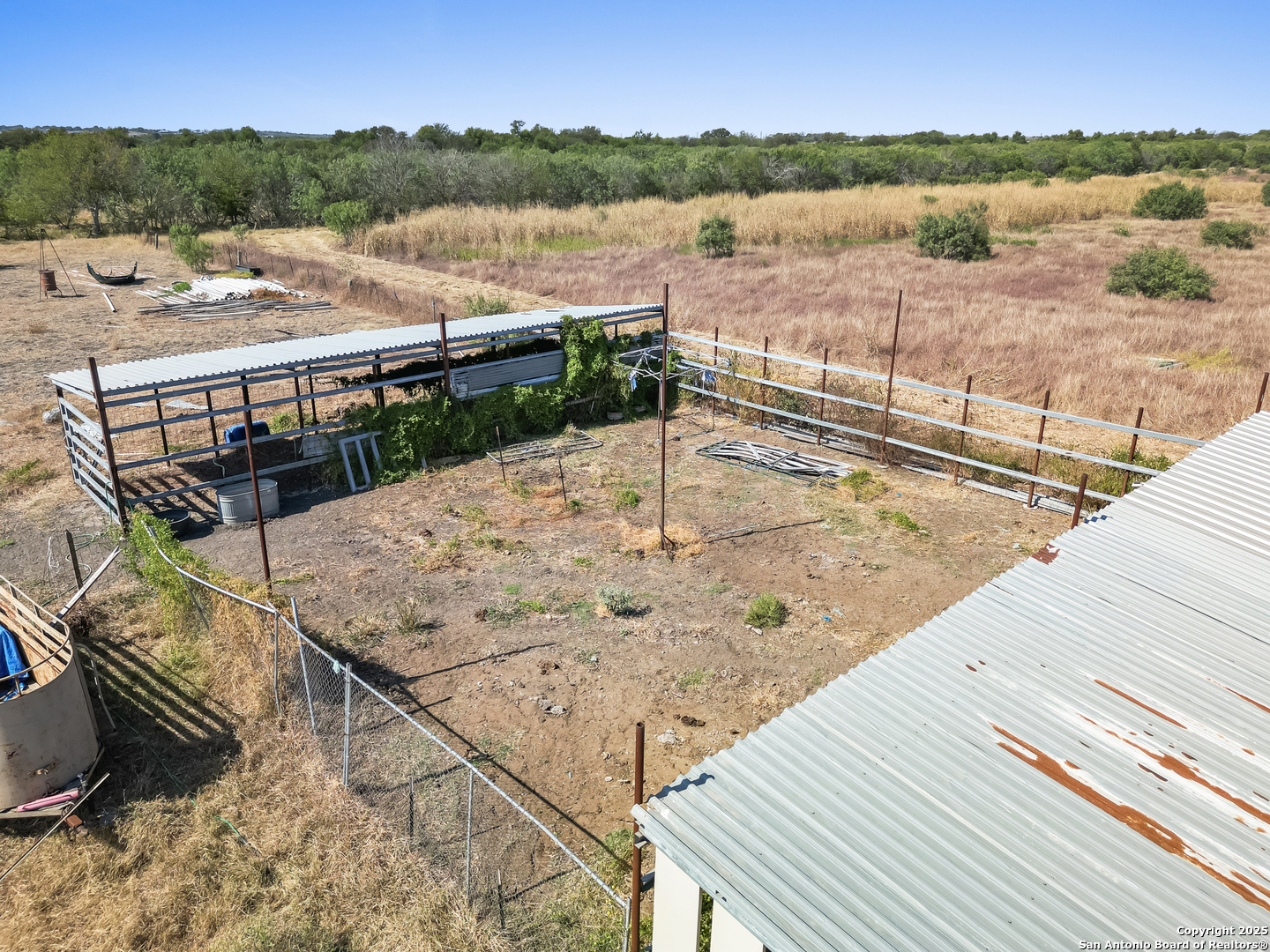 main property photo 22