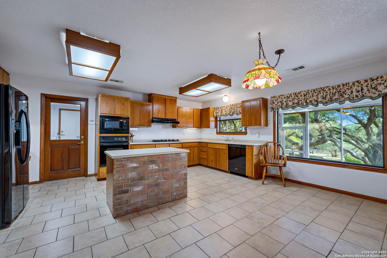 property viewer photo 19
