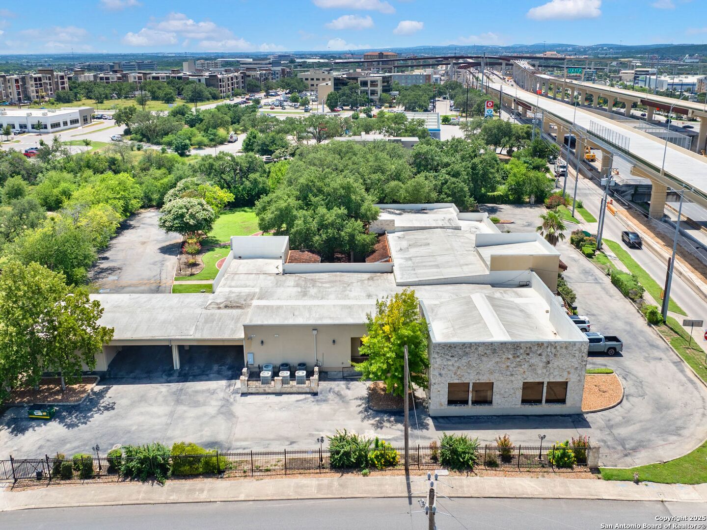 main property photo 66