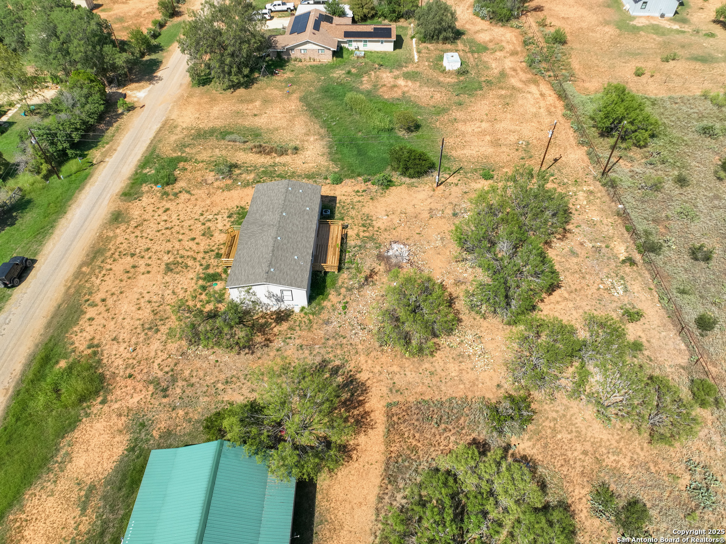 main property photo 3