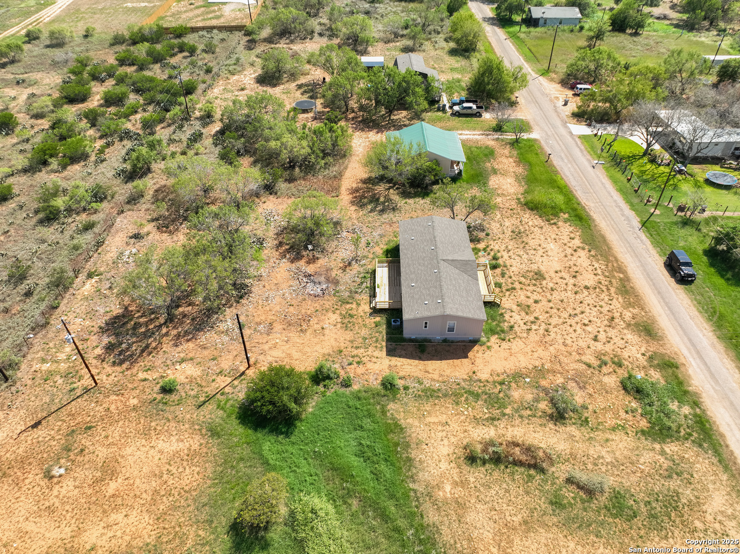 main property photo 6
