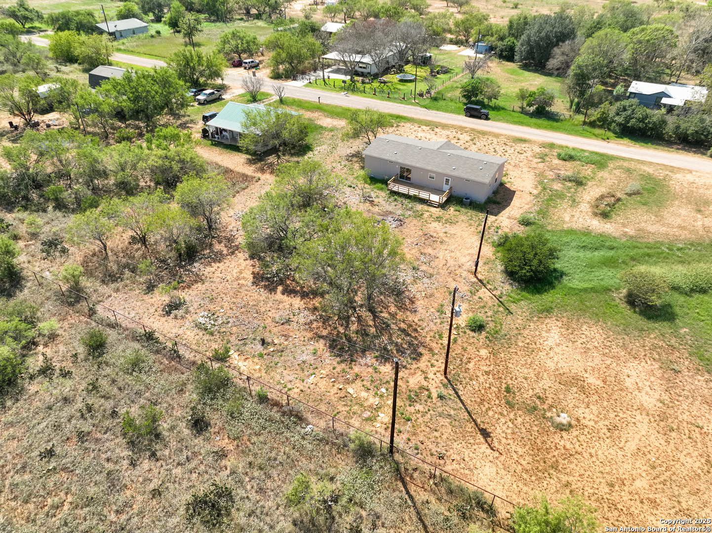 main property photo 7