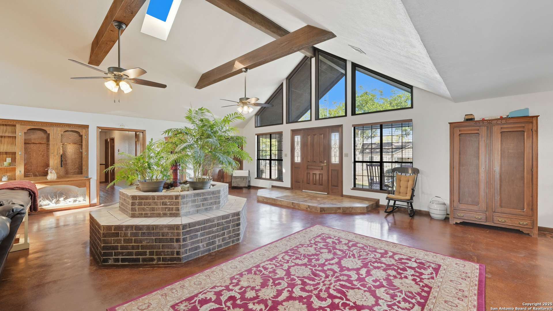 main property photo 15