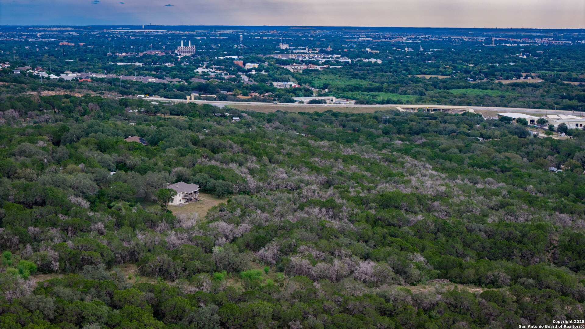 main property photo 6
