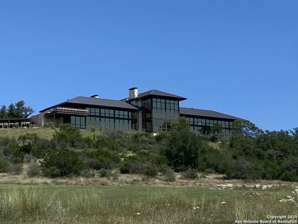 property viewer photo 29