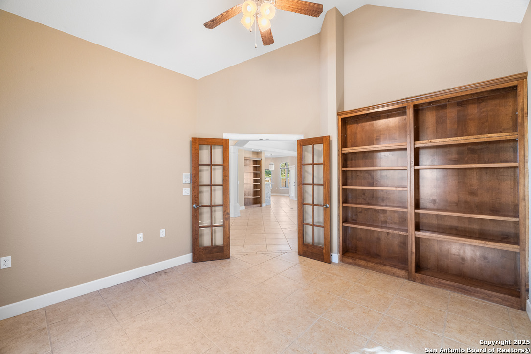 property viewer photo 5
