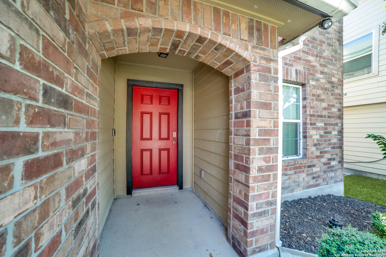 property viewer photo 2