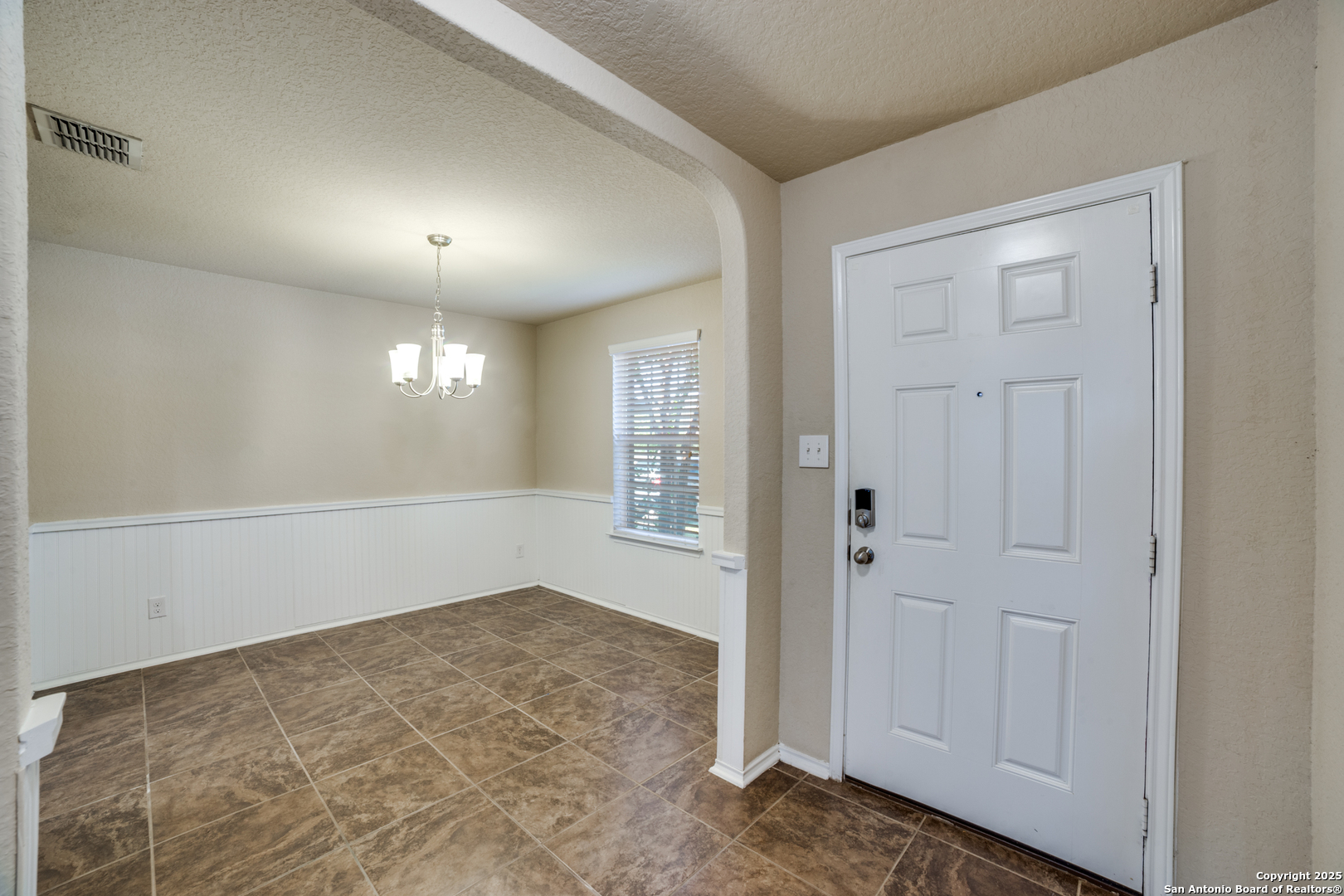 property viewer photo 3