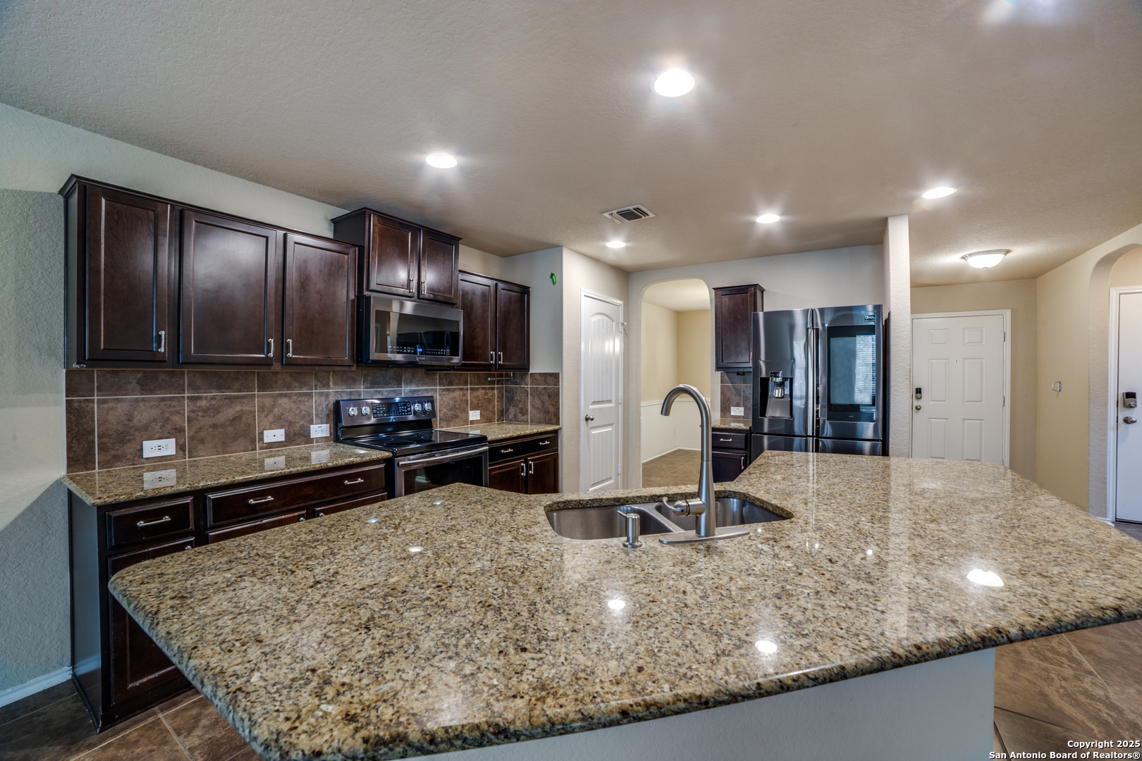 property viewer photo 7