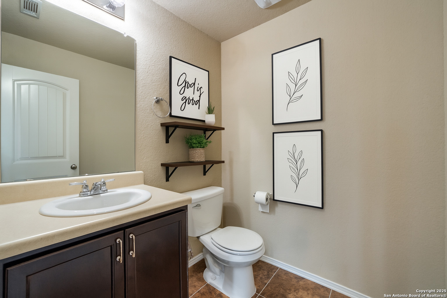 property viewer photo 8