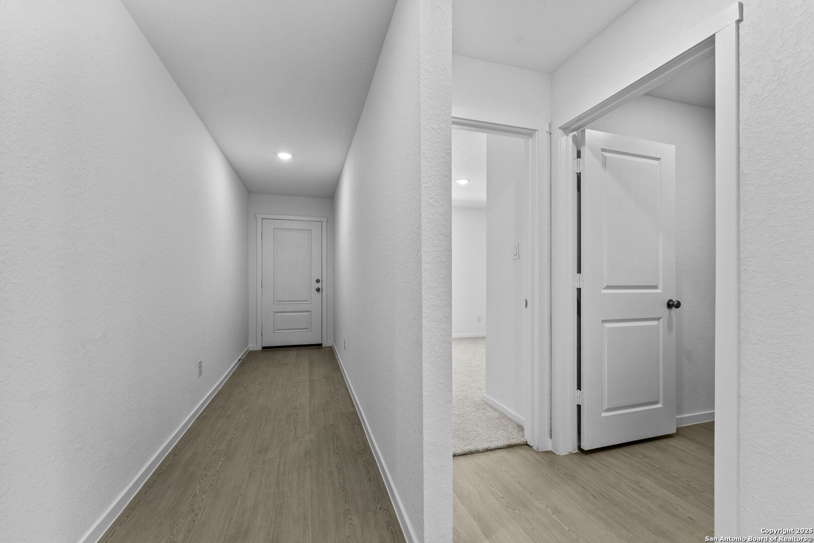 property viewer photo 19