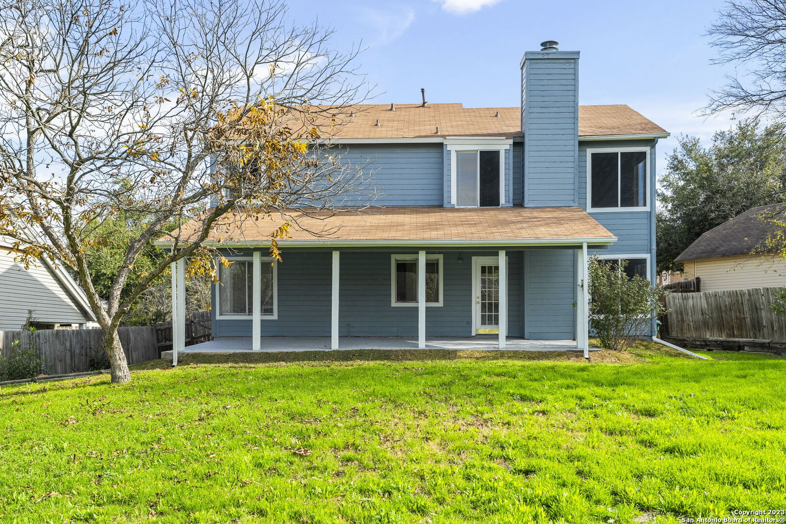 main property photo 37