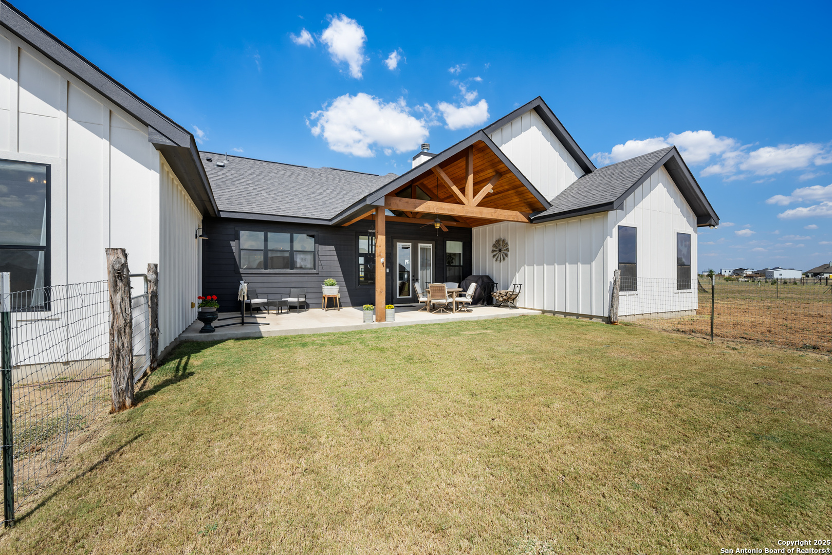 main property photo 47