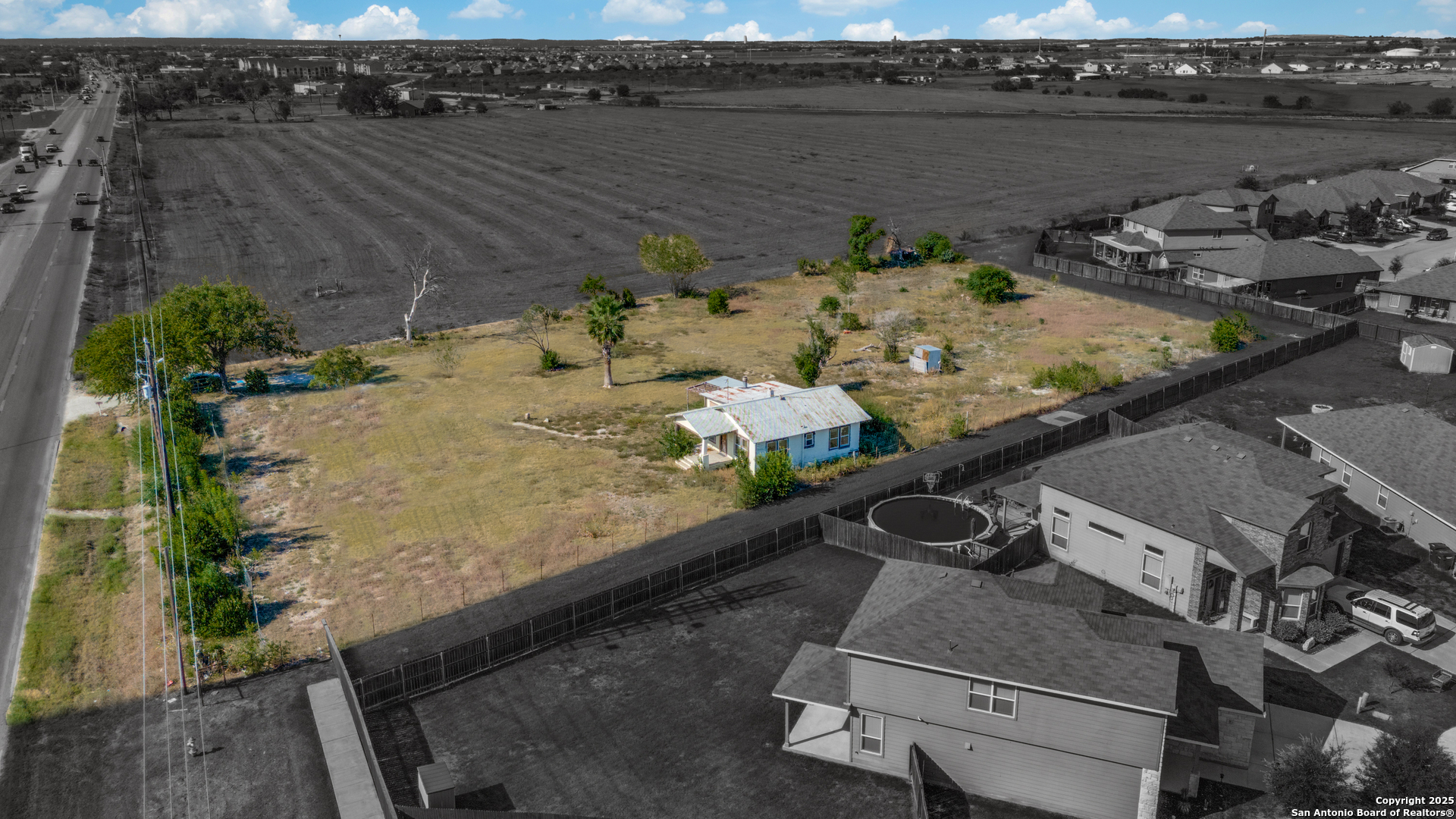 main property photo 2