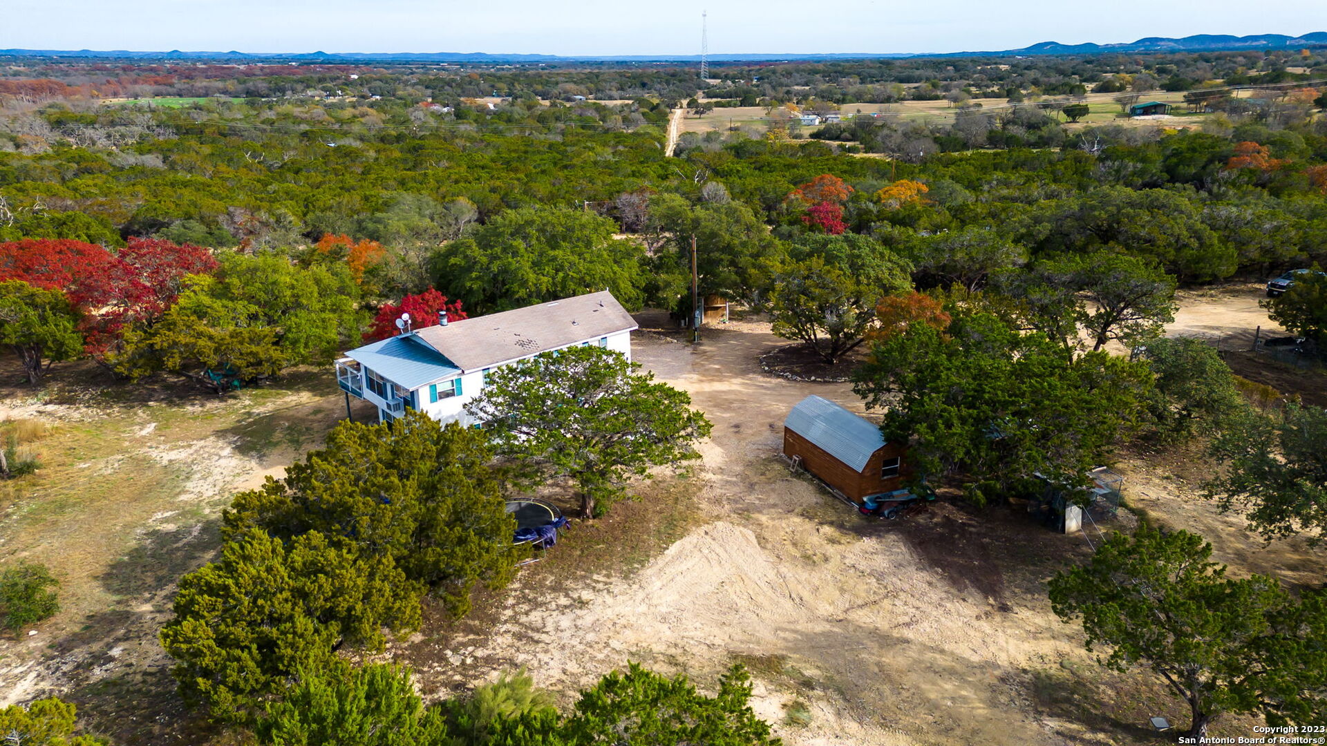 main property photo 7